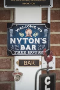 Nyton's Bar